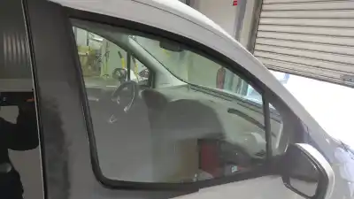 Second-hand car spare part front right glass window for ford transit courier combi trend oem iam references 1857497