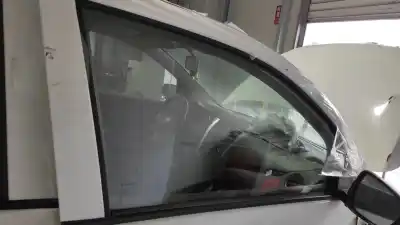 Second-hand car spare part front right glass window for suzuki celerio glx oem iam references 8450184m02000
