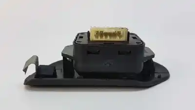 Pièce détachée automobile d'occasion commande de lève vitre avant gauche pour lancia delta 1.6 cat références oem iam 713079080  