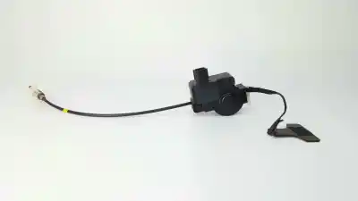 Pièce détachée automobile d'occasion couvercle extérieur du moteur carburant pour lexus rx 400h références oem iam 7703748010