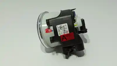 Автозапчастина б/у правий протитуман для toyota aygo x (_b7_) 1.0 vvt-i (kgb70) посилання на oem iam 8121002110 90068409 81210-02110