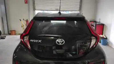 Автозапчастина б/у загальні двері для toyota aygo x (_b7_) 1.0 vvt-i (kgb70) посилання на oem iam 670050h030