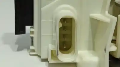 Second-hand car spare part left front door lock for jeep compass limited oem iam references 4589417ag 4589417ah / 4589-417ah 4589-417ag