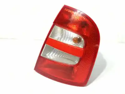 Автозапчастина б/у правий ліхтар для skoda fabia (6y2/6y3) attractive посилання на oem iam 6y6945112b  6y6945096b