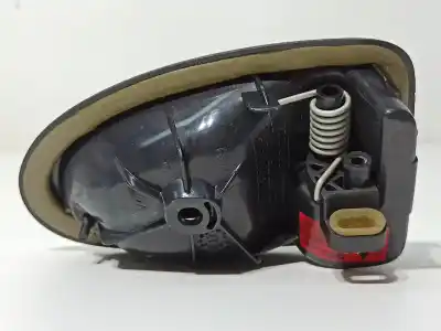 Pièce détachée automobile d'occasion poignée intérieure avant gauche pour renault clio ii fase ii (b/cb0) authentique références oem iam 8200667104 96012121 7700423887