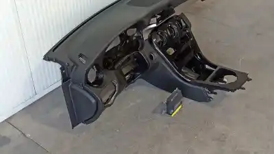 Second-hand car spare part dashboard for mercedes-benz clase c (w205) lim. c 200 cgi (205.042) oem iam references a2056801287 a20568012879j38 / a20568037059j38 a2058600002 / a2056803705