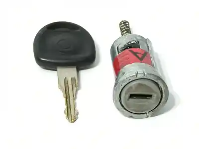 Автозапчастина б/у стартер для opel corsa c club посилання на oem iam 93172799  