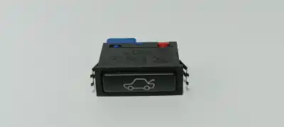 Автозапчасти б/у кнопка багажника за land rover range rover (lm) v8 td vogue ссылки oem iam yxl000010puy