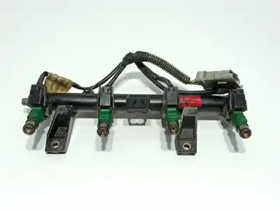 Recambio de automóvil de segunda mano de RAMPA INYECTORA para PEUGEOT 207 Confort referencias OEM IAM 198542  