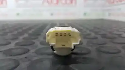 Second-hand car spare part switch for dacia sandero stepway oem iam references 8200236361  8200236361b