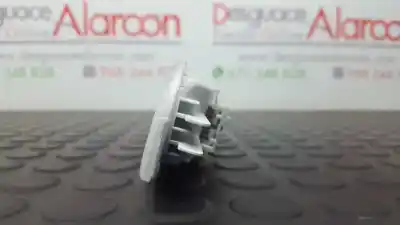 Second-hand car spare part interior light for renault twingo dynamique oem iam references 8200074862  