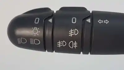 Pezzo di ricambio per auto di seconda mano controllo della luce per renault clio ii fase ii (b/cb0) campus riferimenti oem iam 7701064226  