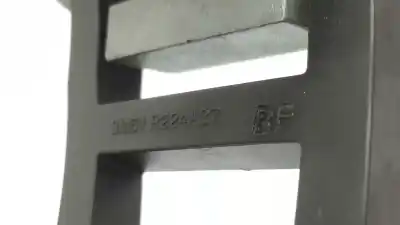 Second-hand car spare part exterior left front door handle for ford kuga (cbv) titanium oem iam references 1480076 3m51-r224a37-bf / 3m51r224a37bf / 3m51-r22404-acxwaa 1305822