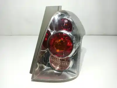 Автозапчастина б/у правий ліхтар для toyota corolla verso (r1) 2.2 d-4d sol посилання на oem iam 815510f020