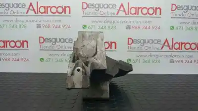 Pezzo di ricambio per auto di seconda mano supporto alternatore per nissan navara pick-up (d40m) king cab le 4x4 riferimenti oem iam 11910eb300  