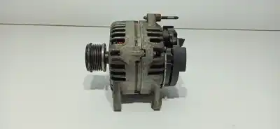 Second-hand car spare part alternator for renault clio iii authentique oem iam references 8200660033  