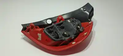 Second-hand car spare part left tailgate light for renault clio iii authentique oem iam references 265552505r  