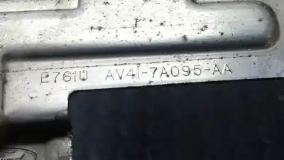 Pezzo di ricambio per auto di seconda mano radiatore olio per ford kuga (cbv) titanium riferimenti oem iam 1693635 av417a095aa av41-7a095-aa