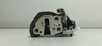 Recambio de automóvil de segunda mano de CERRADURA PUERTA TRASERA DERECHA para TOYOTA AYGO X 1.0I 72 referencias OEM IAM 69050K0040  