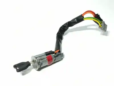 Peça sobressalente para automóvel em segunda mão Comutador De Ignição por RENAULT EXPRESS 1 MANUAL Referências OEM IAM 7701044087  7701035520