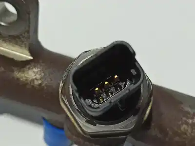 Автозапчасти б/у рампа инжектора за renault clio iii yahoo ссылки oem iam 8200701690  8200584034