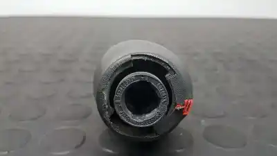 Second-hand car spare part gear lever knob for dacia duster laureate 4x2 oem iam references 328650025r  