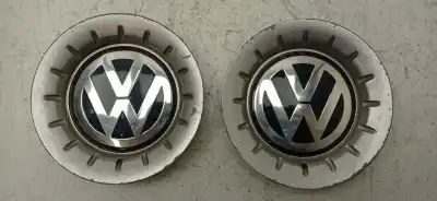 Pezzo di ricambio per auto di seconda mano coprimozzi per volkswagen polo (9n1) 1.9 tdi 131 cv / 96 kw riferimenti oem iam 6k0601149l 6k0601149l 6k0601149l