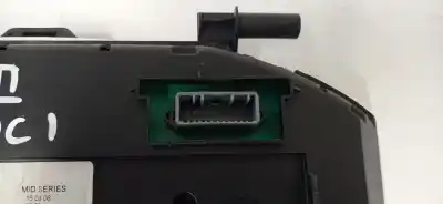 Peça sobressalente para automóvel em segunda mão quadrante por renault clio iii 1.5 dci diesel cat (k9k-830) 90 cv / 66 kw referências oem iam 8200582705  8200582705g