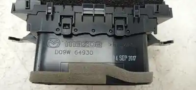 Автозапчастина б/у аераційна решіта для mazda 2 lim. () black tech edition посилання на oem iam d09w64930 d09w64930 d09w64930