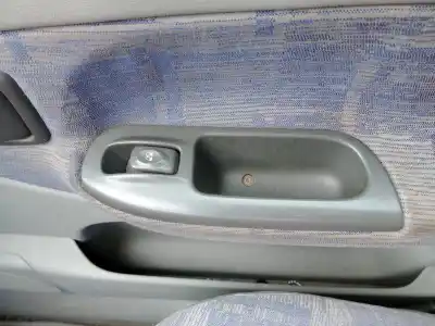 Автозапчасти б/у выключатель переднего правого окна за renault scenic (ja..) 1.9 dci century 102 cv / 75 kw ссылки oem iam 