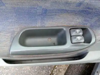 Автозапчасти б/у выключатель левого переднего окна за renault scenic (ja..) 1.9 dci century 102 cv / 75 kw ссылки oem iam 