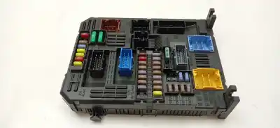 Peça sobressalente para automóvel em segunda mão caixa de fusíveis e relés por citroen berlingo live m referências oem iam 9830707680