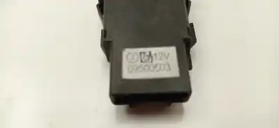 Pezzo di ricambio per auto di seconda mano INTERRUTTORE per IVECO DAILY CAJA ABIERTA / VOLQUETE  Riferimenti OEM IAM 69500503  69500503