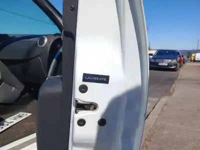 Second-hand car spare part front right door lock for dacia sandero ambiance oem iam references 