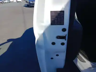 Second-hand car spare part left front door lock for dacia sandero ambiance oem iam references 