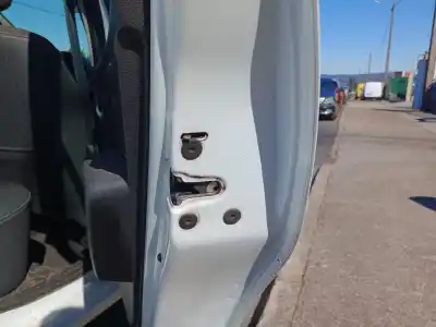 Second-hand car spare part rear right door lock for dacia sandero ambiance oem iam references 