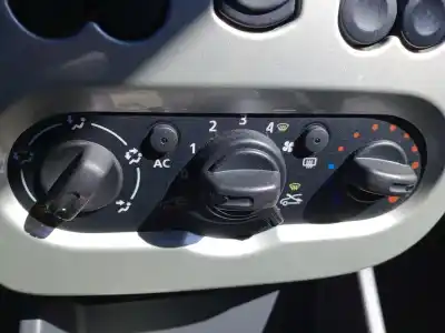 Second-hand car spare part heating / air conditioning control panel for dacia sandero ambiance oem iam references 