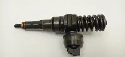 Автозапчастина б/у инжектор для seat altea (5p1) hot посилання на oem iam 038130073ag