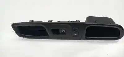 Pièce détachée automobile d'occasion COMMANDE DE LÈVE VITRE AVANT DROIT pour JEEP RENEGADE Dawn Of Justice 4X2 Références OEM IAM   