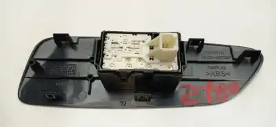 Peça sobressalente para automóvel em segunda mão botão / interruptor elevador vidro dianteiro direito por toyota auris active referências oem iam 7423102530