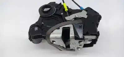 Peça sobressalente para automóvel em segunda mão fechadura da porta dianteira esquerda por toyota auris active referências oem iam   