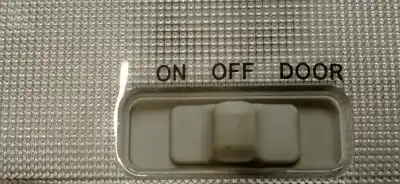 Second-hand car spare part interior light for toyota auris active oem iam references   