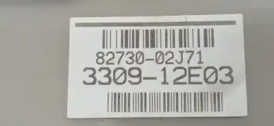 Peça sobressalente para automóvel em segunda mão caixa de fusíveis e relés por toyota auris active referências oem iam 8273002j71