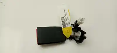 Peça sobressalente para automóvel em segunda mão chicote / encaixe cinto segurança traseiro direito por mazda 2 lim. () black tech edition referências oem iam baf150177j