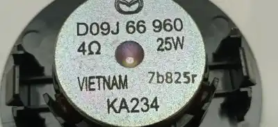 Peça sobressalente para automóvel em segunda mão  por MAZDA 2 LIM. ()  Referências OEM IAM D09J66960 D09J66960 D09J66960
