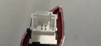 Peça sobressalente para automóvel em segunda mão interruptor 4 piscas - emergência por citroen c3 business referências oem iam 96669616  96669616