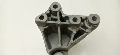 Piesă de schimb auto la mâna a doua SUPORT MOTOR DREAPTA pentru MERCEDES-BENZ CLASE B (W246) B 200 CDI BE (246.201) 136 CV / 100 KW Referințe OEM IAM A2462401109  