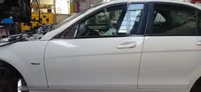 Pièce détachée automobile d'occasion PORTE AVANT GAUCHE pour MERCEDES-BENZ CLASE C (W204) BERLINA C 200 CDI BlueEfficiency (204.001) 136 CV / 100 KW Références OEM IAM   