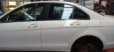 Pièce détachée automobile d'occasion PORTE ARRIERE GAUCHE pour MERCEDES-BENZ CLASE C (W204) BERLINA C 200 CDI BlueEfficiency (204.001) 136 CV / 100 KW Références OEM IAM   