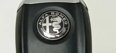 Pièce détachée automobile d'occasion commutateur d'allumage pour alfa romeo stelvio (630) spint q4 199 cv / 147 kw références oem iam 